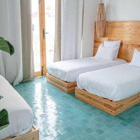 Blue Waves Boutique Hostel Tamraght ภายนอก รูปภาพ