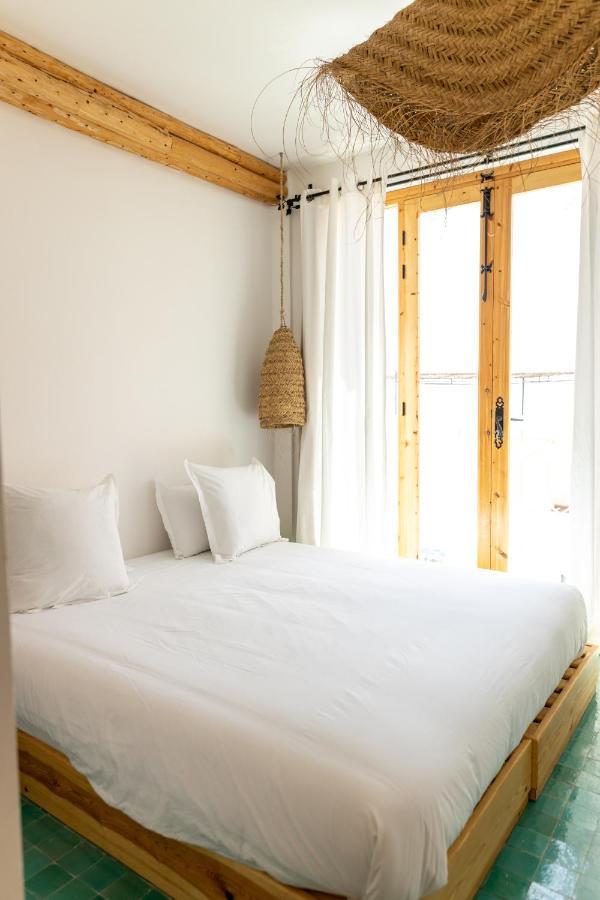 Blue Waves Boutique Hostel Tamraght ภายนอก รูปภาพ