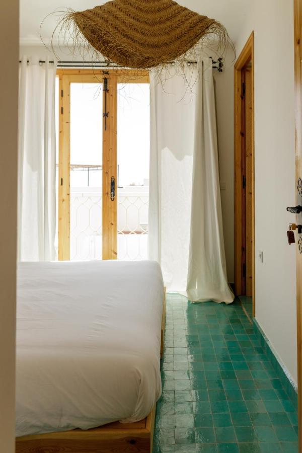 Blue Waves Boutique Hostel Tamraght ภายนอก รูปภาพ