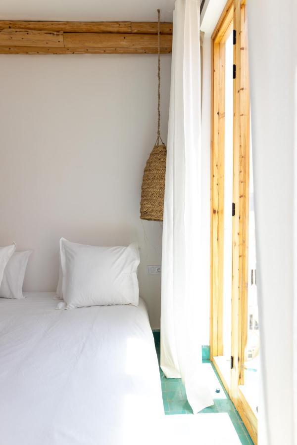 Blue Waves Boutique Hostel Tamraght ภายนอก รูปภาพ