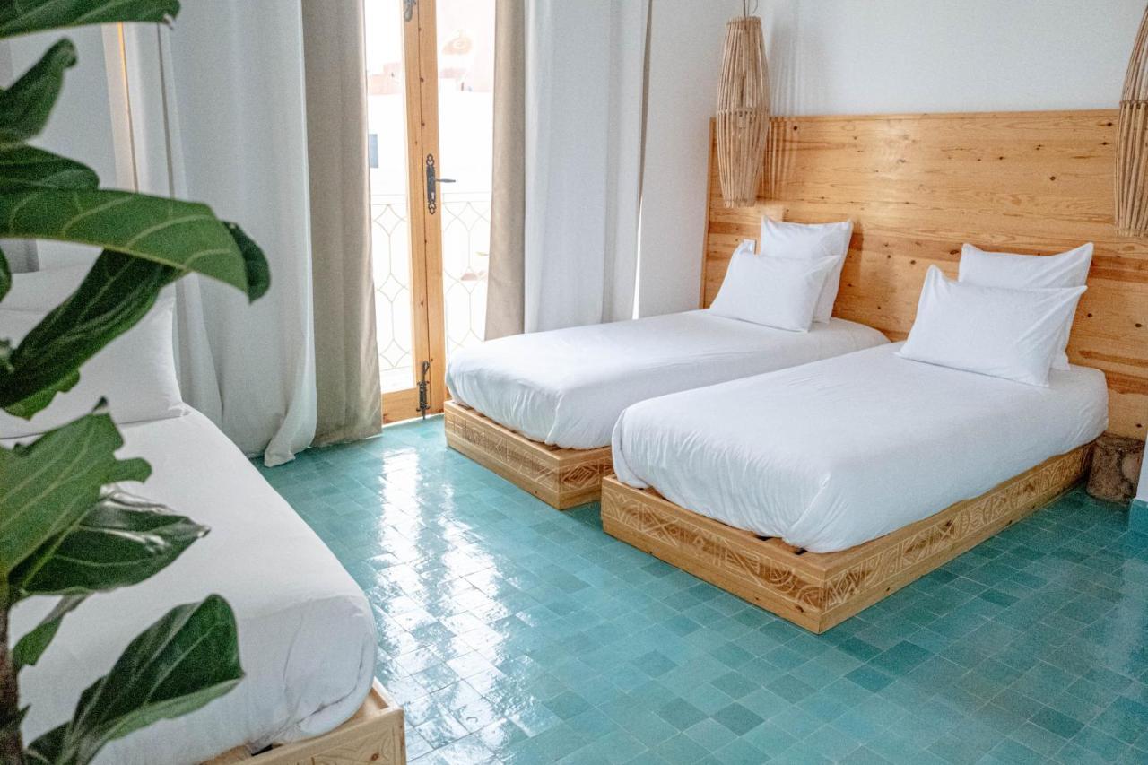 Blue Waves Boutique Hostel Tamraght ภายนอก รูปภาพ