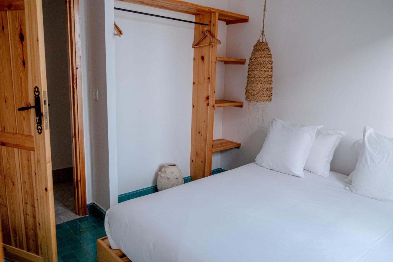 Blue Waves Boutique Hostel Tamraght ภายนอก รูปภาพ